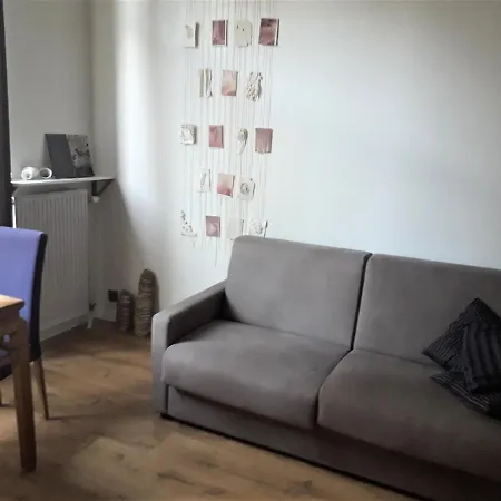 Oda ve Kahvaltı Tussenin Oostende